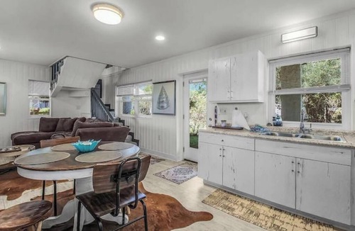 Townsend House | Tiny Home, Majestic View & Hobby Farm Free Kayaks