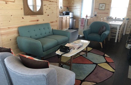 Martin House | Tiny Retreat with boat dock , Lake Hartwell, GA