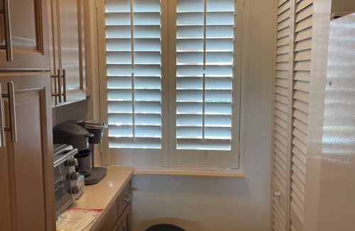 Jupiter Bay Condo | Tired of the cold? Come warm up with us at Jupiter Bay ! 3 min ride to Beach !