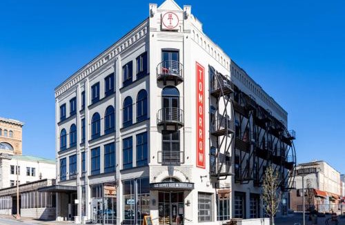 Downtown Chattanooga Apartment | Tomorrow Building at Patten Parkway