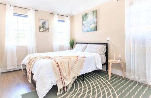 Queens Apartment | Tonel Paradise