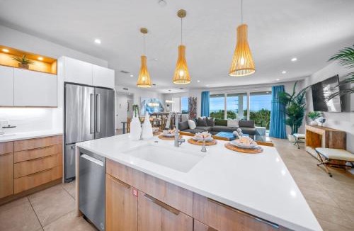 Siesta Key Village House | Top Deck Estate