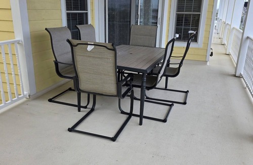 Wildwood Condo | Top Floor Condo Rooftop Fireworks 1.5 Blocks to Beach Elevator Sleeps 10