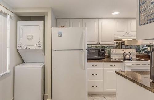 Madeira Beach Condo | Top Floor Direct Beachfront - Madeira Norte #510