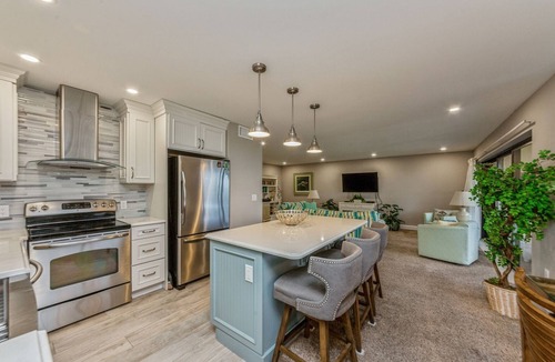 Boca Grande Condo | Top-Floor Gulf-Front at Sea Oats, Fully Updated, Private Beach, Brand New Island