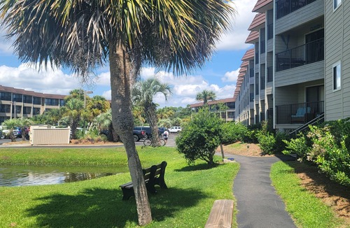 Folly Field Villa | Top floor ocean view & sunrises for 6/Hilton Head Beachfront resort/pickleball