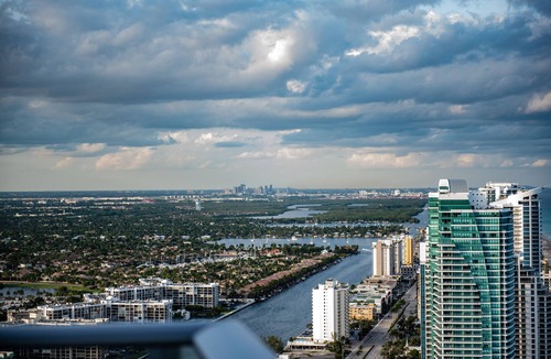 Hallandale Beach Condo | Top Floor Penthouse Oceanfront Best View in Hollywood