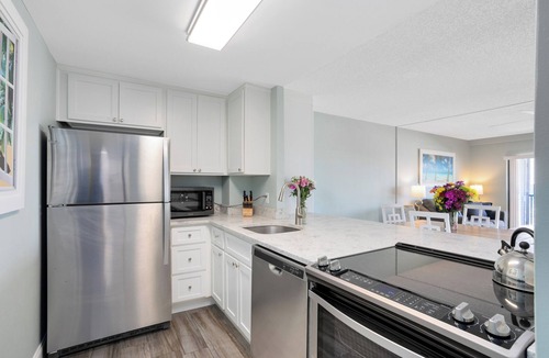 Cocoa Beach Condo | Top-Floor Penthouse Retreat with Panoramic Direct Beach Views