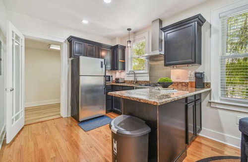 Crescent Lake Apartment | Top Floor - Sun Filled Home - Jacuzzi - Pets Ok