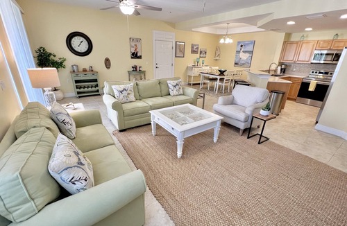 Pelican Condo | TOP FLORIDA's Villa Porto Vista
