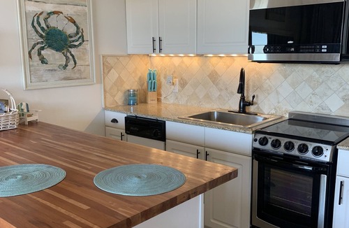 Folly Field Condo | Top Flr 3rd, Ocean View, Beach Bar & Rest, Nxt to Elevator, Pickleball & Tennis