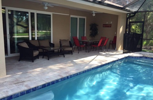 South Venice Villa | Top Rated Villa For Rent! Short Walk To Beach. Swimming Pool. Family-Friendly