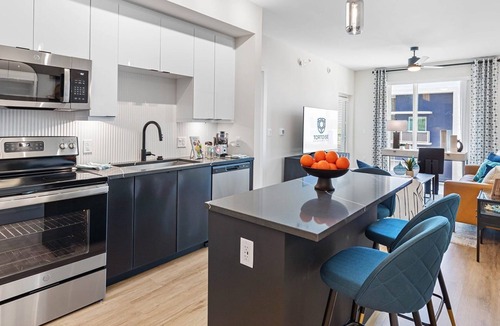 Palm Beach - West Palm Beach Apartment | TortoiseOne 2BD 1 - Two Bedroom Apartment, Sleeps 4