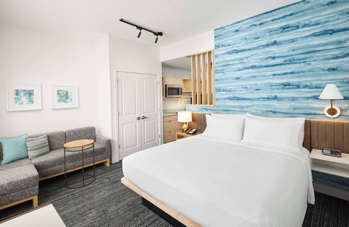 Plant City Hotel | TownePlace Suites by Marriott Plant City