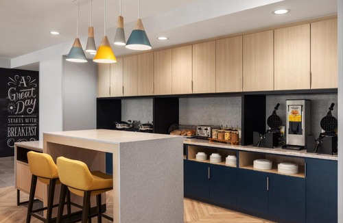 Hickory Hotel | TownePlace Suites by Marriott Hickory