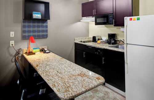 Lindbergh Hotel | TownePlace Suites by Marriott Atlanta Buckhead