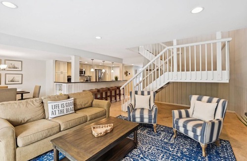 South Beach Villa | Townhome in Sea Pines | Steps to Beach and Marina!