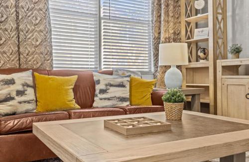 Regal Palms Resort | Townhouse and Resort Near Disney