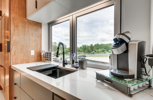 Dawsonville Villa | Trackside Luxury at Atlanta Motorsports Park