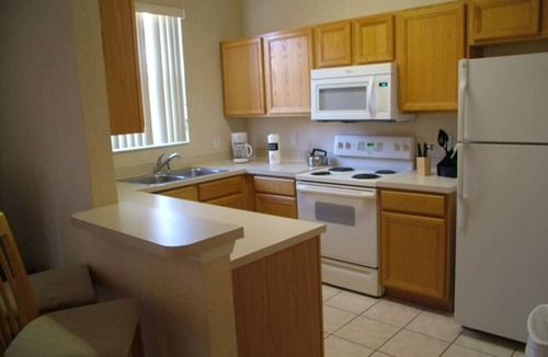Wellington House | Traditional 4 Bedroom 3.5 Bath Townhome with Resort Access and Amenities Close to Disney