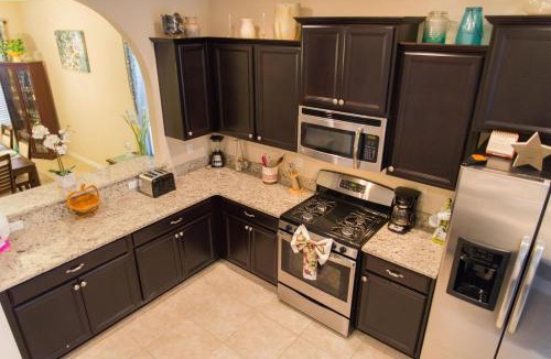 Trafalgar Village House | Trafalgar Retreat