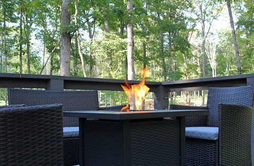 Tracy City Cottage | Trail House: Tiny Home w/hot tub and large outdoor deck w/firepit