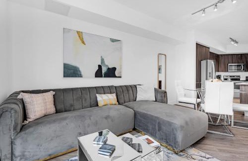 Doral Apartment | Tranquil 1 Bed Escape in Doral With Free Parking