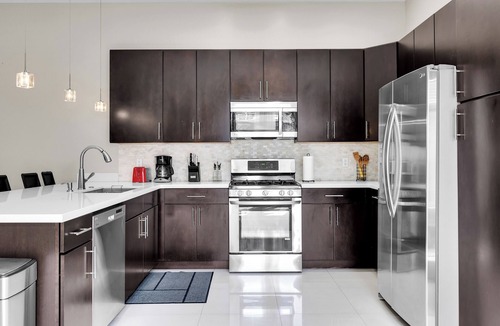 Croissant Park House | Tranquil 3-bedroom house in Fort Lauderdale with WiFi and AC