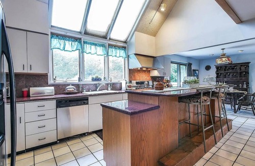 Galloway House | Tranquil 4-bedroom house with WiFi in Galloway Township