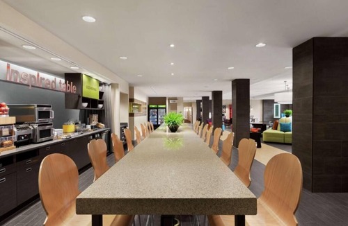 Pooler Hotel | Tranquil Escape w/Free Breakfast, Pets Allowed - Great for Weekend Trips!