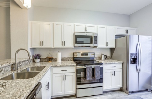 Gainesville House | Tranquil Gainesville Gem w/Lanai & Pool Access!