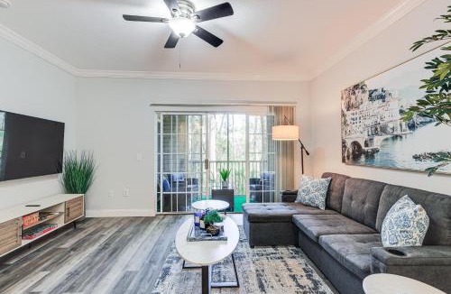 Gainesville House | Tranquil Gainesville Gem with Lanai and Pool Access!