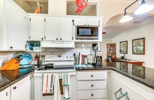 Jacarandas House | Tranquil Home Near Golf in North Fort Myers!