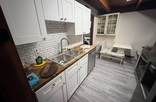 Indian River Estates House | Tranquil, inviting, and unique cedar cabin 3 bedroom 1.5 bath home. TV’s & WiFI.