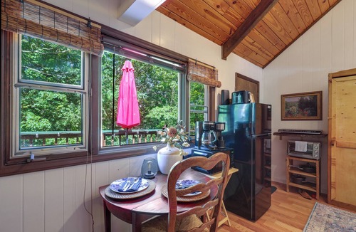 Connellys Springs Apartment | Tranquil Mtn Guest Suite Outside Morganton
