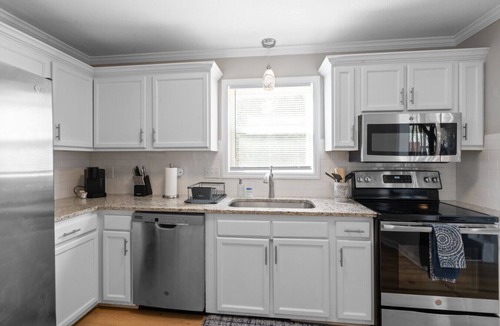 Westport House | Tranquil Retreat Near Lake Norman – Cozy, Spacious & Perfect for Relaxation!
