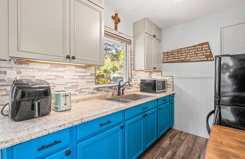 Bradenton Villa | Tranquil Tide Villa -Riverview w/pool on riverwalk, near AMI beach, pet friendly