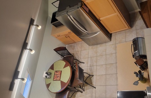 Annapolis Apartment | Tranquility Awaits
