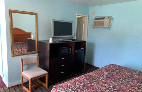 Higbees Daytona Hotel | Travel Inn of Daytona