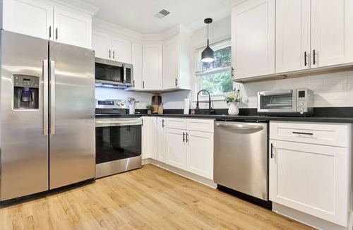 Travelers Rest Cottage | Travelers Rest Cottage near Swamp Rabbit Trail
