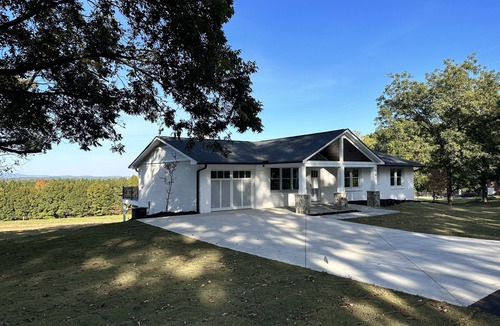 Travelers Rest House | Travelers Rest, Furman, Greenville, and a mountain view!