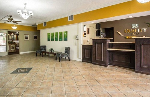 Alachua Hotel | Travelodge by Wyndham Alachua