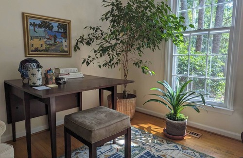 Durham House | Tree-Lined Durham Escape w/Chef’s Kitchen