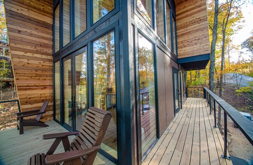 Beersheba Springs Cabin | Tree Loft 2 in the trees on a bluff in the Cumberland mountains