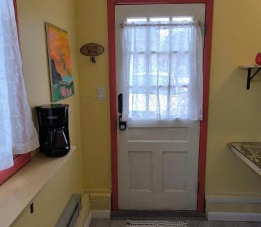 Salisbury Apartment | Tree views relaxing guesthouse