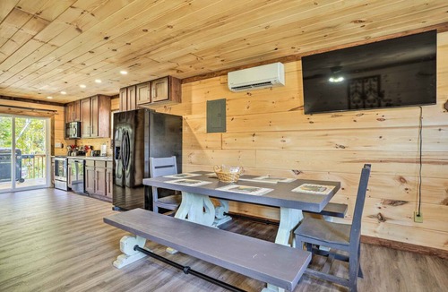 Trenton Cottage | Trenton Cabin: Panoramic Lake Views