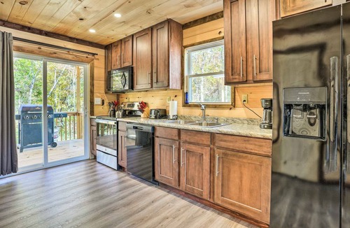 Trenton Cottage | Trenton Cabin: Panoramic Lake Views
