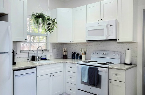 Truman Annex House | Tropical Cottage - 28 days minimum stay