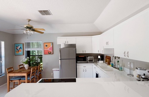 Palm Beach Country Estates House | Tropical Getaway in your own private Guest House w/pool - 10 min from the beach!