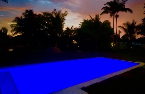 Palmetto Bay House | Tropical Miami Waterfront
